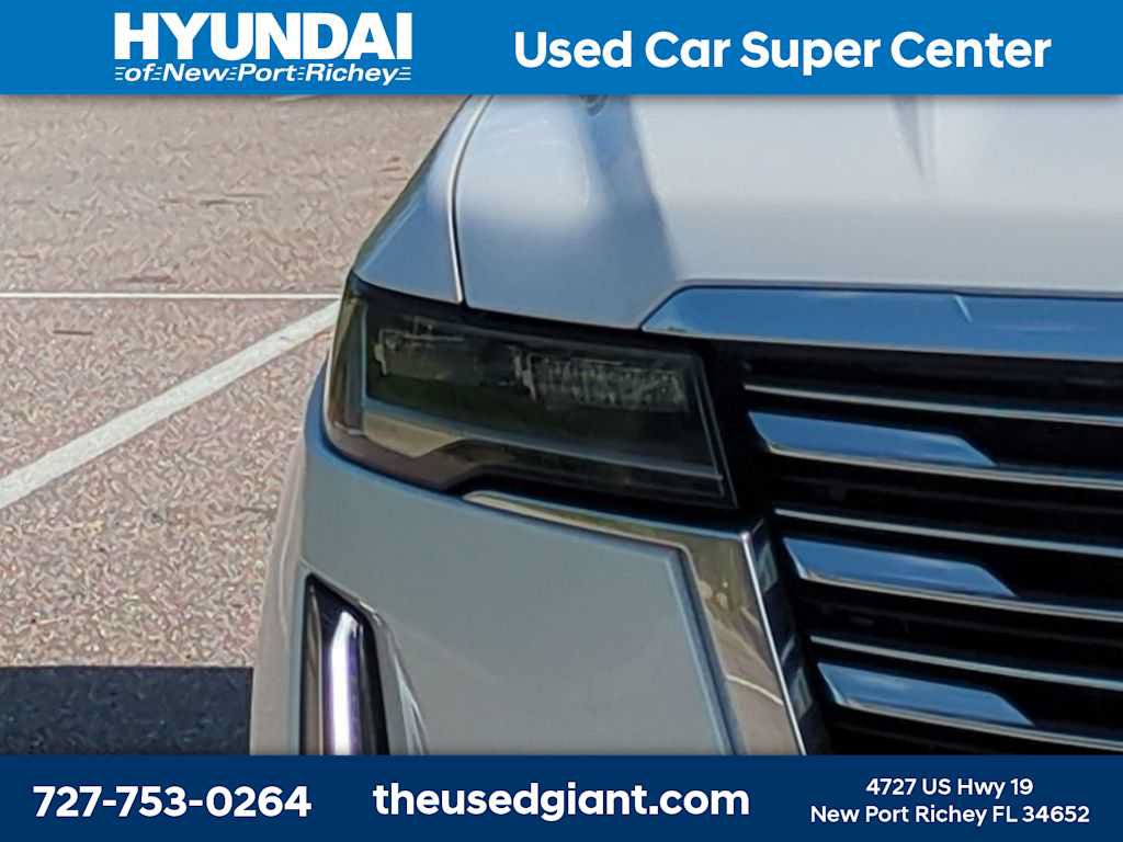 Used 2024 Cadillac Escalade Premium Luxury Platinum w/ Heavy-Duty Trailer Package AWD/4WD image 9
