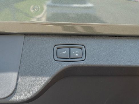 New 2026 Porsche Macan 4 Electric image 35