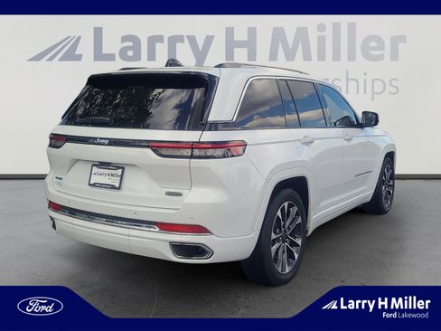 Used 2022 Jeep Grand Cherokee Overland AWD/4WD image 5