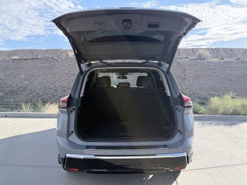 Certified 2024 Nissan Rogue Platinum image 34