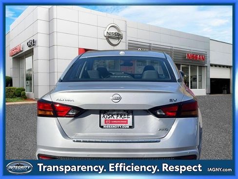 Certified 2023 Nissan Altima 2.5 SV image 7