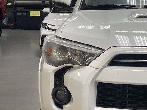 Used 2023 Toyota 4Runner TRD Off-Road Premium w/ Off Road Premium Plus Package image 5