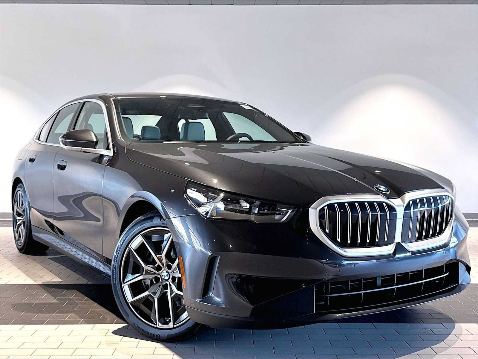 Used 2026 BMW 540i xDrive AWD/4WD image 12