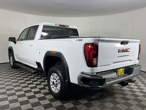 Used 2020 GMC Sierra 2500 SLE w/ SLE Convenience Package AWD/4WD image 8