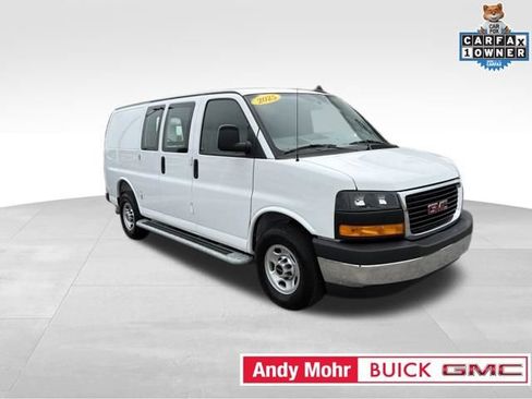 Used 2025 GMC Savana 2500 w/ Driver Convenience Package RWD image 2