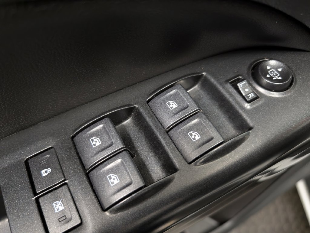 Used 2022 GMC Canyon AT4 AWD/4WD image 10