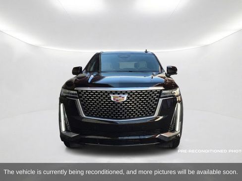Used 2023 Cadillac Escalade Premium Luxury w/ Performance Package AWD/4WD image 2