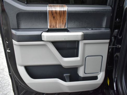 Used 2018 Ford F150 Lariat AWD/4WD image 35