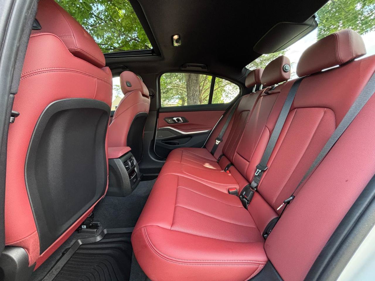 Used 2026 BMW M340i w/ Premium Package RWD image 16