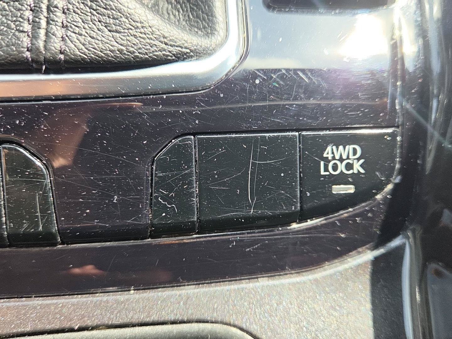 Used 2024 Jeep Compass Latitude AWD/4WD image 31