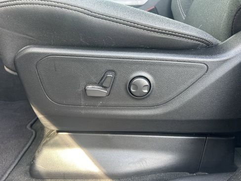 Used 2023 RAM 1500 Big Horn image 13