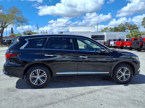 Used 2020 INFINITI QX60 Luxe w/ Essential Package image 8