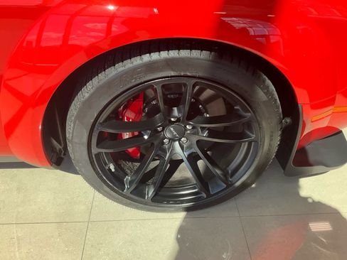Used 2022 Dodge Challenger SRT Hellcat RWD image 29