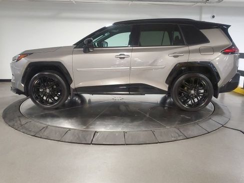 Used 2026 Toyota RAV4 XSE w/ Panoramic Sun Roof Package AWD/4WD image 7