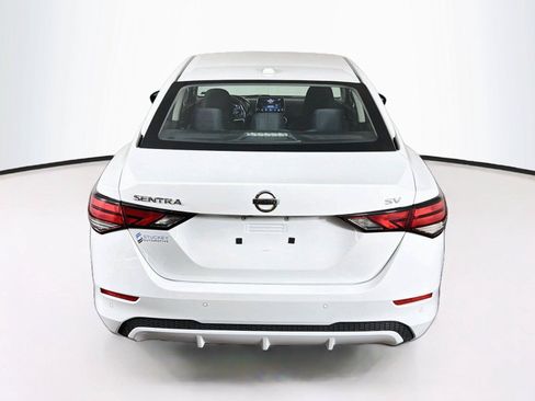 Used 2022 Nissan Sentra SV FWD image 10