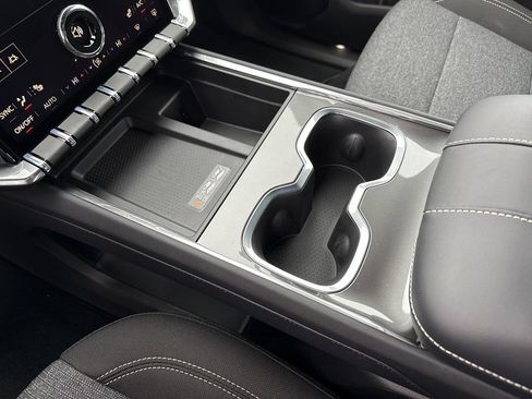 New 2026 GMC Acadia Elevation AWD/4WD image 28