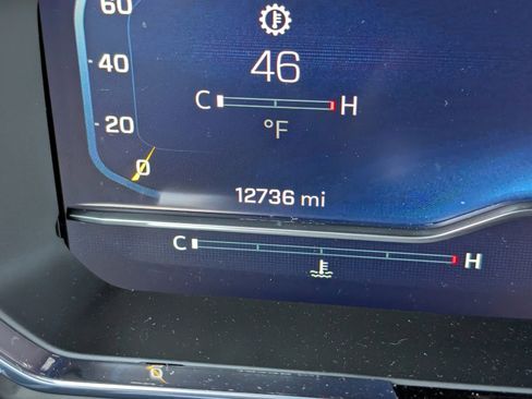 Used 2025 Chevrolet Silverado 1500 ZR2 w/ Technology Package image 9