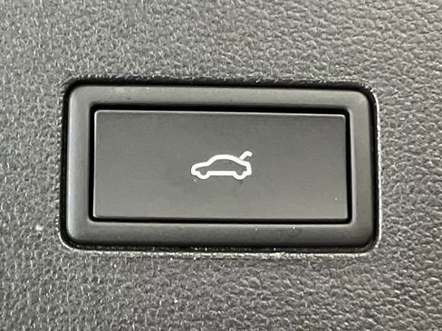 New 2026 Volkswagen Atlas Peak Edition AWD/4WD image 22