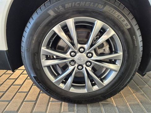Used 2023 Cadillac XT5 Premium Luxury w/ LPO, Floor Liner Package AWD/4WD image 9