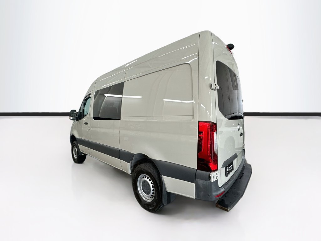 Used 2021 Mercedes-Benz Sprinter 2500 image 7
