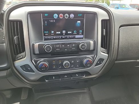 Used 2017 GMC Sierra 1500 SLE w/ SLE Value Package AWD/4WD image 13