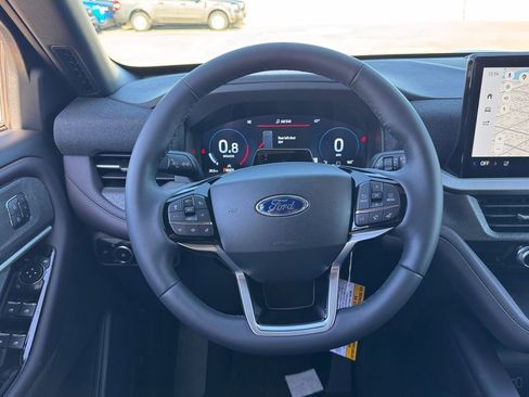 New 2026 Ford Explorer Platinum image 22