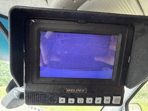 Used 2015 Mercedes-Benz Sprinter 2500 image 17