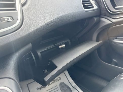 Used 2015 Chrysler 200 C w/ Navigation & Sound Group I image 35