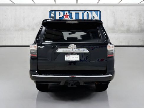 Used 2022 Toyota 4Runner Limited AWD/4WD image 6