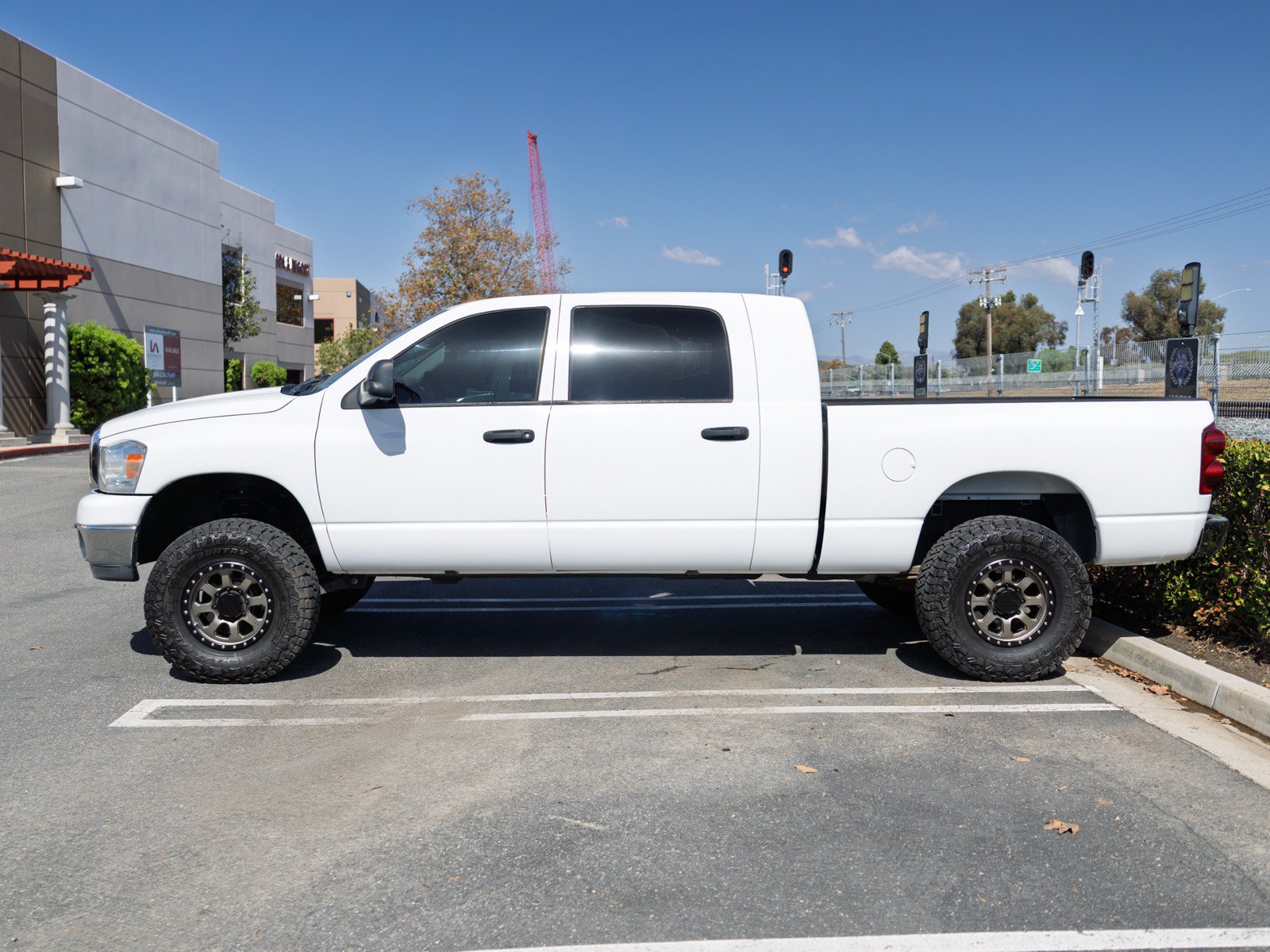 Used 2009 Dodge Ram 2500 Truck SLT w/ Popular Equipment Group AWD/4WD image 8