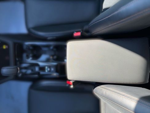 Used 2026 Subaru Forester Touring image 31