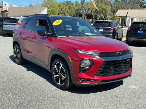 Used 2021 Chevrolet TrailBlazer RS w/ Sun and Liftgate Package image 9