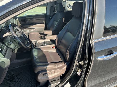 Used 2018 Honda Odyssey EX-L image 24