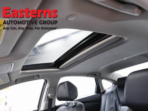 Used 2023 Honda Accord Touring image 33