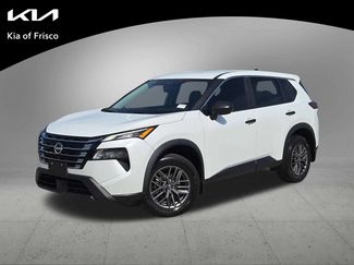 Used 2024 Nissan Rogue S FWD video 1
