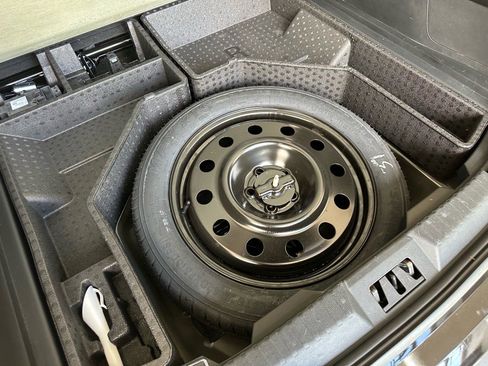 Certified 2023 Ford Edge SEL w/ Convenience Package image 26