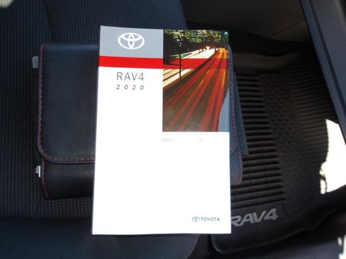 Used 2020 Toyota RAV4 LE w/ All Weather Liner Package AWD/4WD image 26