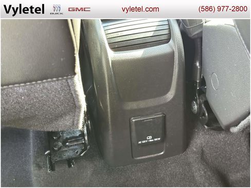 Certified 2022 Buick Encore Preferred w/ Safety Package image 12