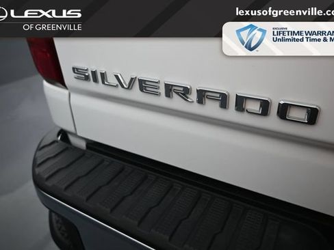 Used 2025 Chevrolet Silverado 2500 LT AWD/4WD image 31