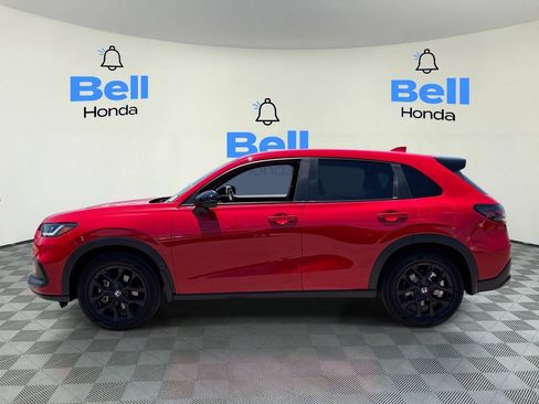Certified 2025 Honda HR-V Sport image 2