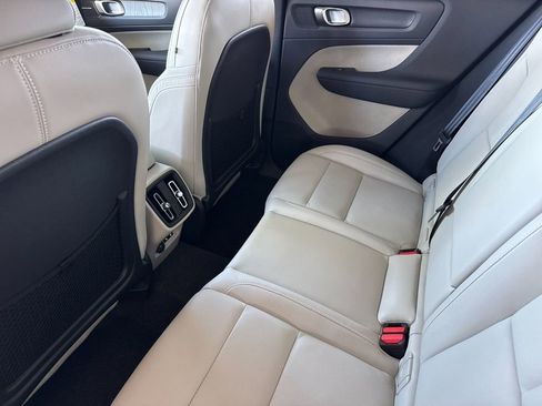 New 2026 Volvo XC40 B5 Ultra w/ Climate Package AWD/4WD image 11