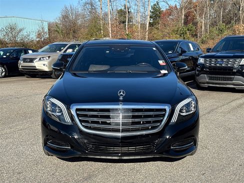 Used 2017 Mercedes-Benz S 550 Sedan image 2