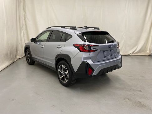 Used 2025 Subaru Crosstrek 2.5i Premium AWD/4WD image 5