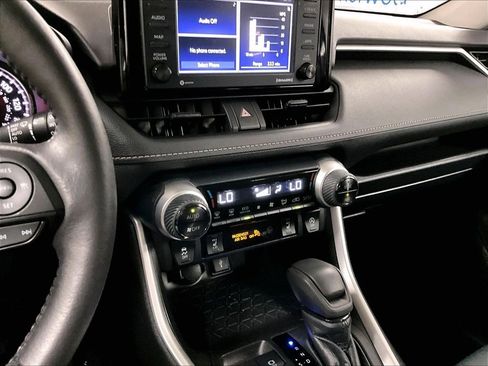 Certified 2022 Toyota RAV4 XLE w/ Convenience Package AWD/4WD image 26