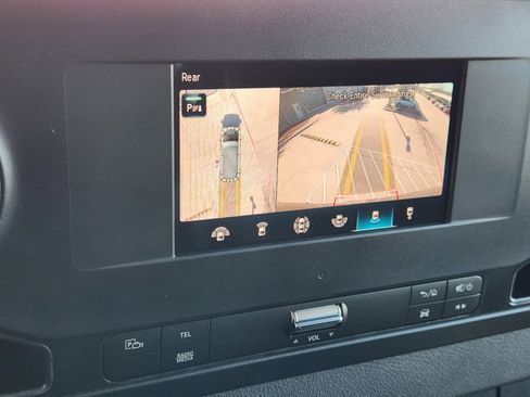 New 2024 Mercedes-Benz Sprinter 144 Cargo image 17