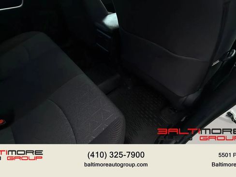 Used 2022 Toyota RAV4 XLE w/ Convenience Package FWD image 24