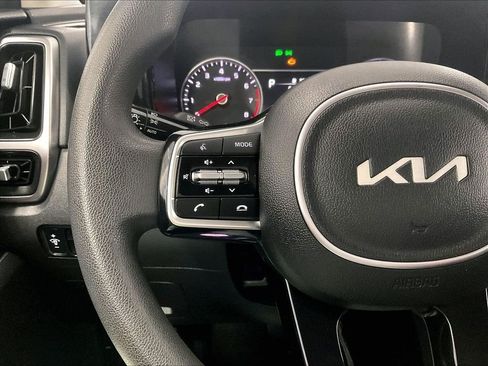 Used 2022 Kia Sorento LX FWD image 22