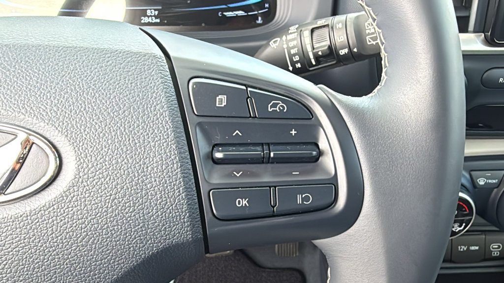 Used 2026 Hyundai Venue SEL FWD image 22