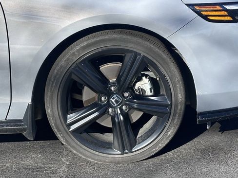 Used 2024 Honda Accord Sport image 4
