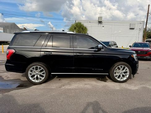Used 2018 Ford Expedition Platinum RWD image 6
